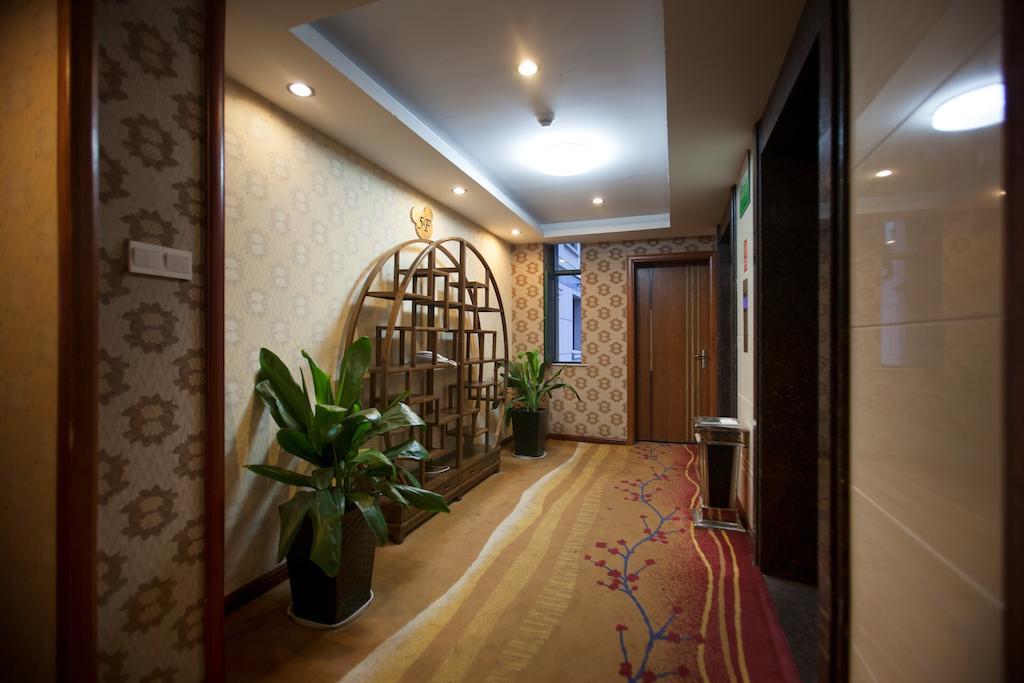 Yiwu Luckbear Hotel Dış mekan fotoğraf