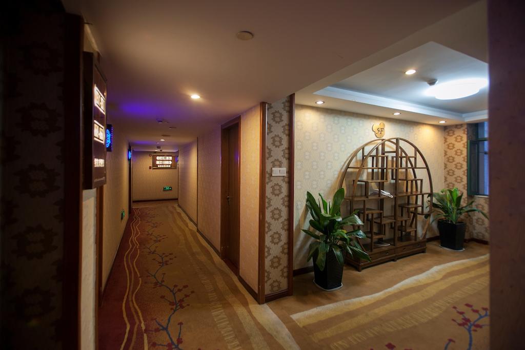 Yiwu Luckbear Hotel Dış mekan fotoğraf