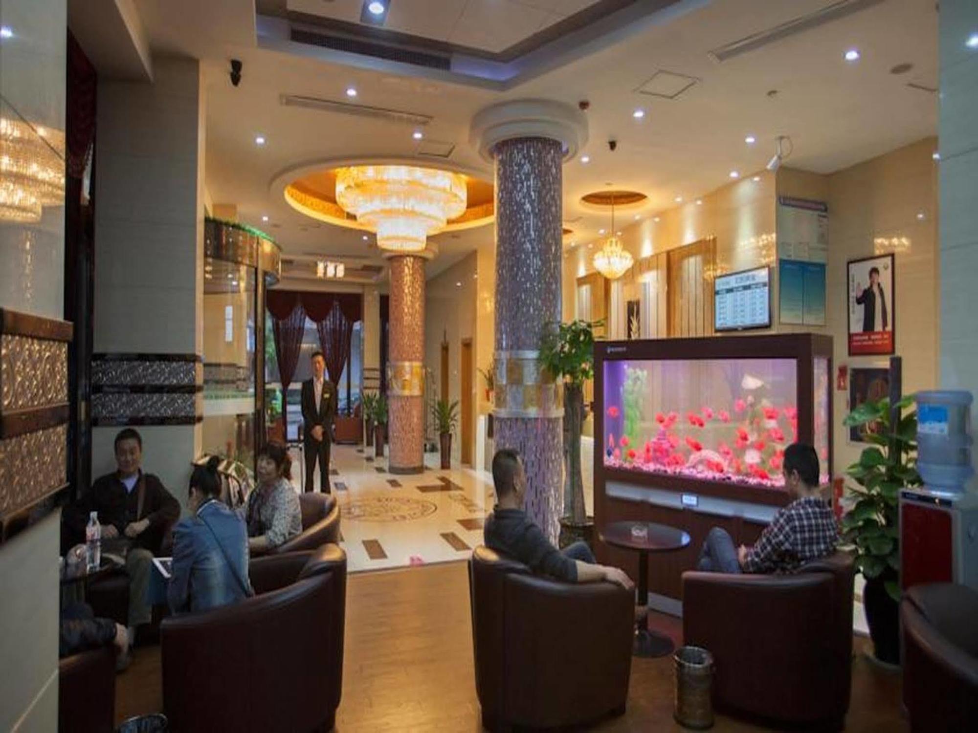 Yiwu Luckbear Hotel Dış mekan fotoğraf